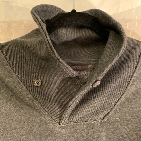 Old Navy Button Collared Sweater Size XL - Picture 3 of 7